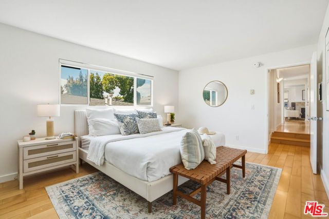 917 2nd Street 205, Santa Monica, CA 90403