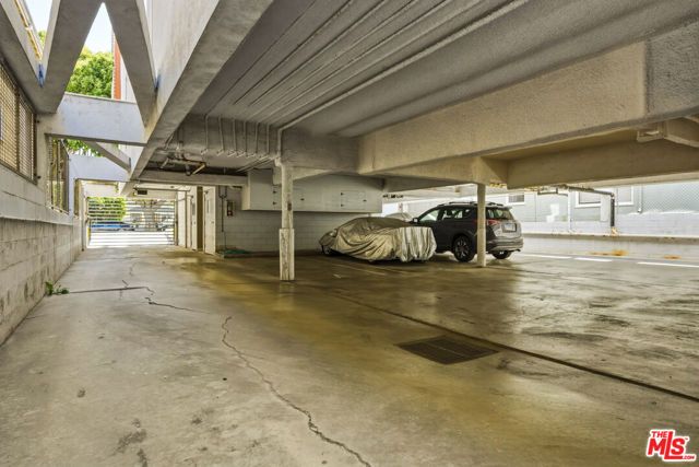 917 2nd Street 205, Santa Monica, CA 90403