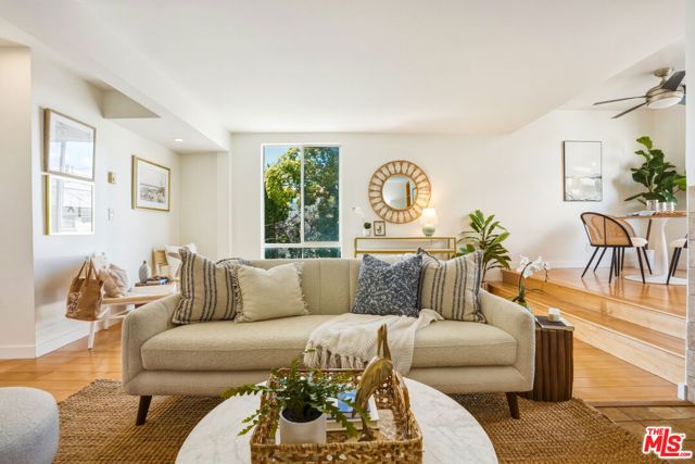 917 2nd Street 205, Santa Monica, CA 90403
