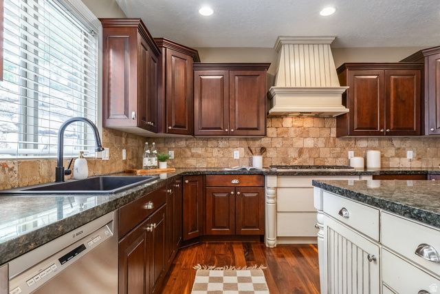 153 S EUGENE ST, North Salt Lake, UT 84054