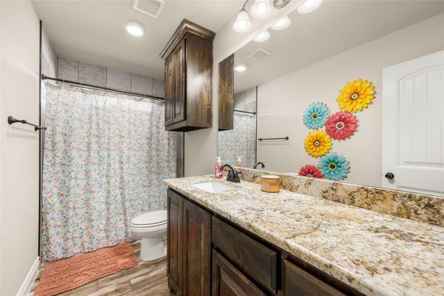 2255 J E Woody Road, Springtown, TX 76082