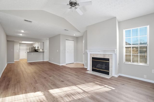 6770 Chateau Chase Drive, Columbus, OH 43235