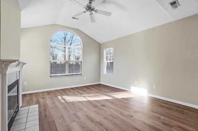 6770 Chateau Chase Drive, Columbus, OH 43235