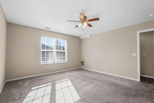 6770 Chateau Chase Drive, Columbus, OH 43235