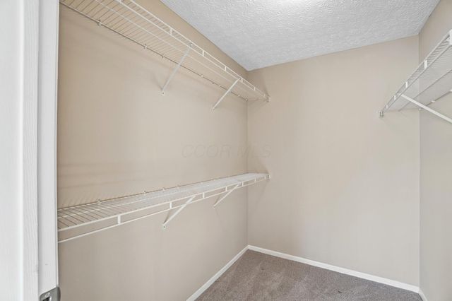 6770 Chateau Chase Drive, Columbus, OH 43235