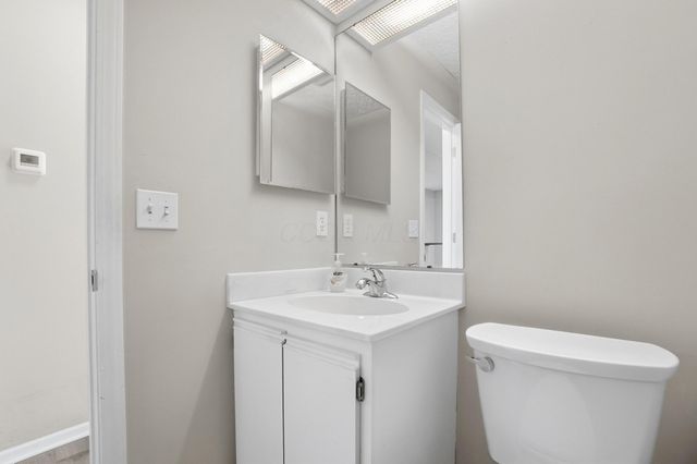 6770 Chateau Chase Drive, Columbus, OH 43235