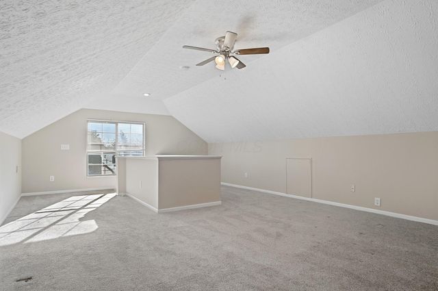 6770 Chateau Chase Drive, Columbus, OH 43235