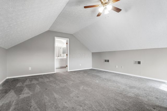 6770 Chateau Chase Drive, Columbus, OH 43235