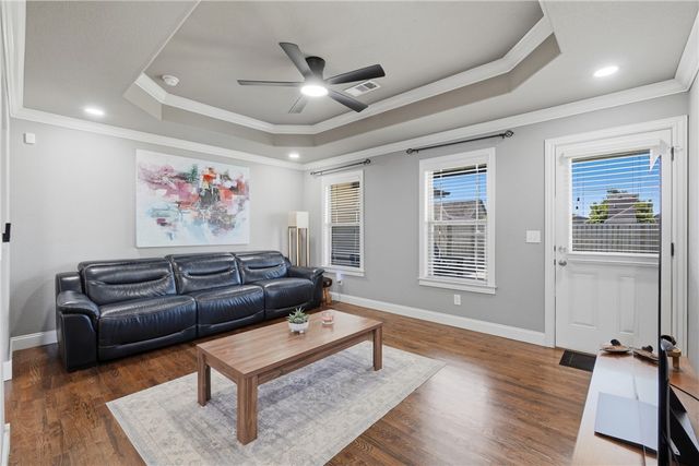 3807 Capstone Avenue, Bentonville, AR 72712