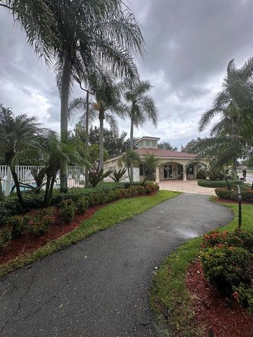 8202 White Rock Circle, Boynton Beach, FL 33436