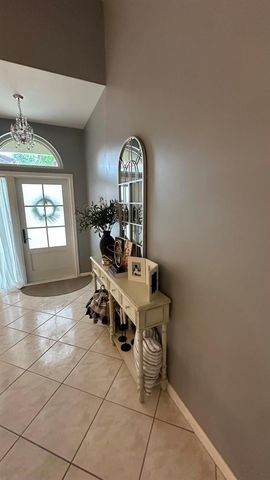 8202 White Rock Circle, Boynton Beach, FL 33436