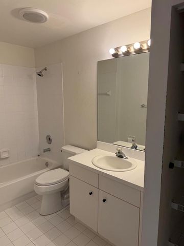 8202 White Rock Circle, Boynton Beach, FL 33436