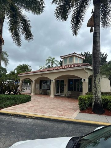 8202 White Rock Circle, Boynton Beach, FL 33436