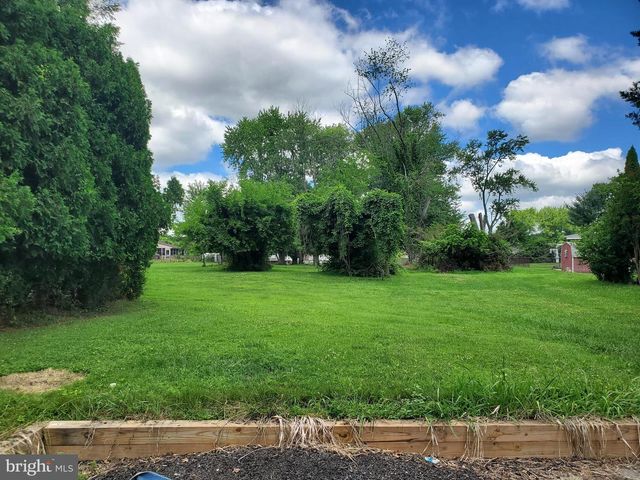 2630 MARSH RD, Wilmington, DE 19810