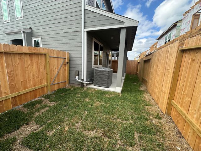3121 Moontide Lane, Houston, TX 77063