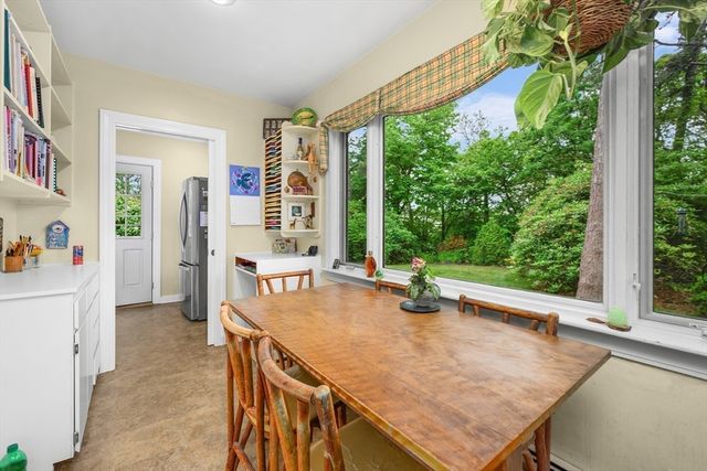 330 Champlain Rd, Chatham, MA 02633