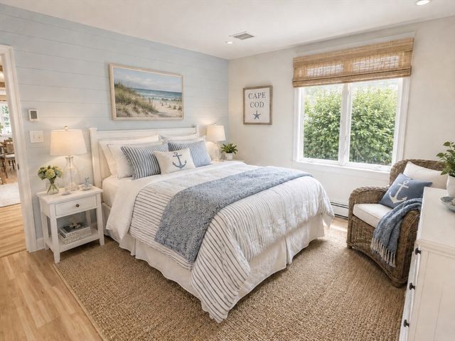 330 Champlain Rd, Chatham, MA 02633