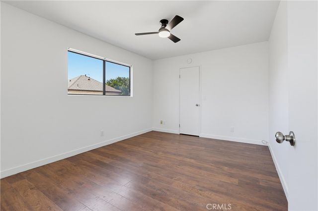 4881 Vista Dr 2, Huntington Beach, CA 92649