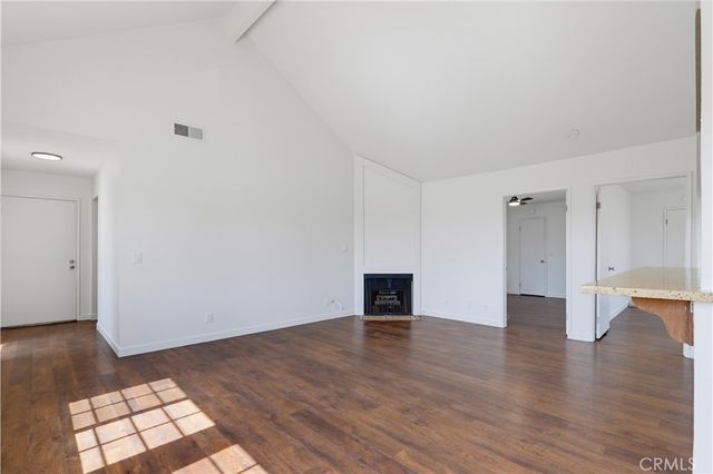 4881 Vista Dr 2, Huntington Beach, CA 92649