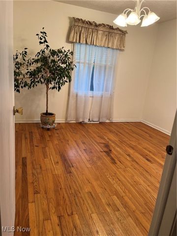 16100 Scottsdale Boulevard, Shaker Heights, OH 44120