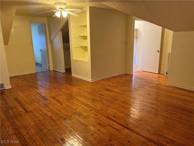 16100 Scottsdale Boulevard, Shaker Heights, OH 44120