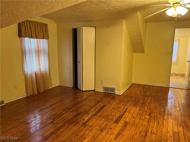 16100 Scottsdale Boulevard, Shaker Heights, OH 44120