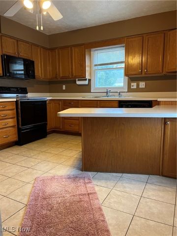 16100 Scottsdale Boulevard, Shaker Heights, OH 44120