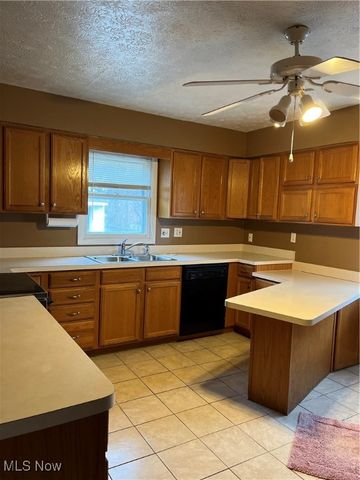 16100 Scottsdale Boulevard, Shaker Heights, OH 44120