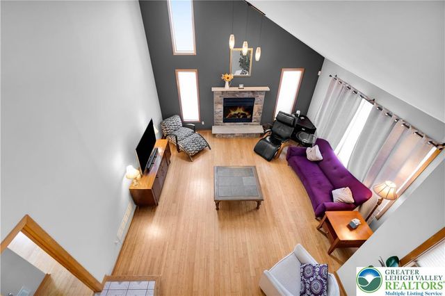 2081 Dolores Lane, Lower Saucon Twp, PA 18055