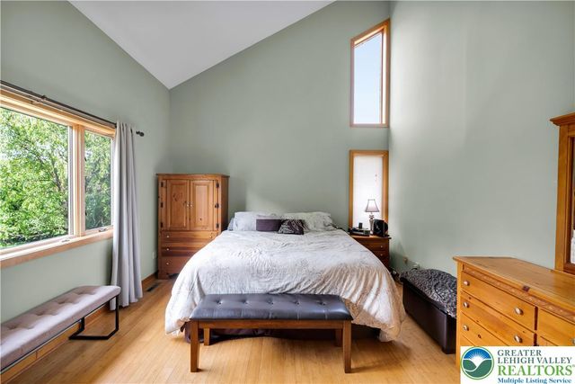 2081 Dolores Lane, Lower Saucon Twp, PA 18055