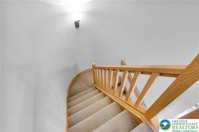 2081 Dolores Lane, Lower Saucon Twp, PA 18055