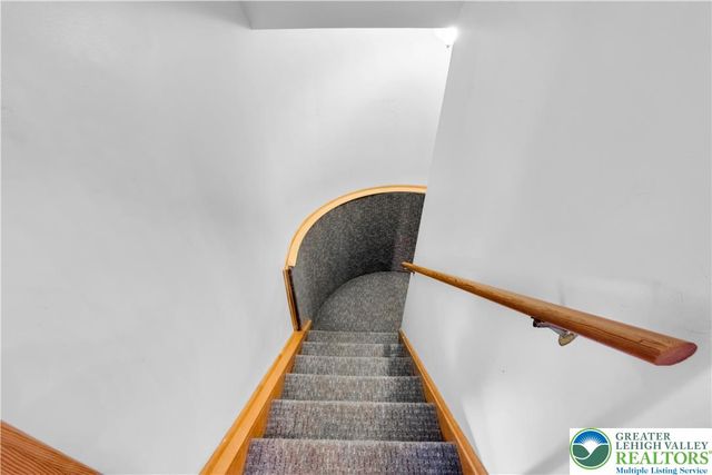 2081 Dolores Lane, Lower Saucon Twp, PA 18055