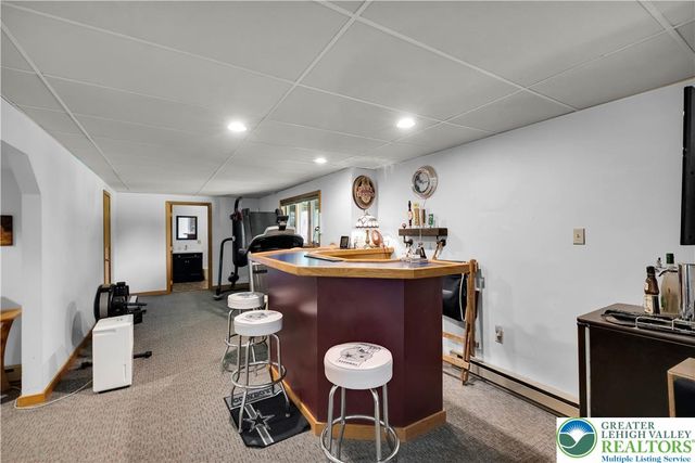 2081 Dolores Lane, Lower Saucon Twp, PA 18055