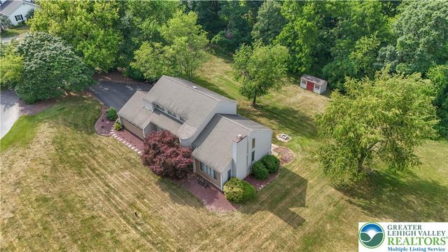 2081 Dolores Lane, Lower Saucon Twp, PA 18055
