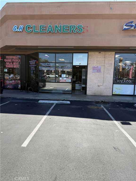 16156 San Fernando Mission Boulevard, Granada Hills, CA 91344 — exterior