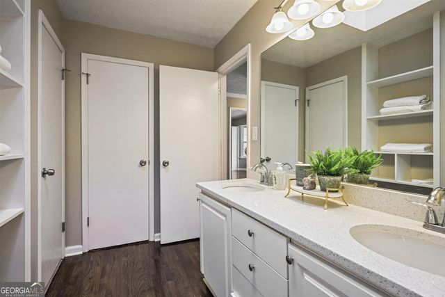 785 E Hembree Crossing, Roswell, GA 30076