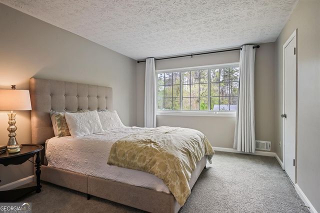 785 E Hembree Crossing, Roswell, GA 30076