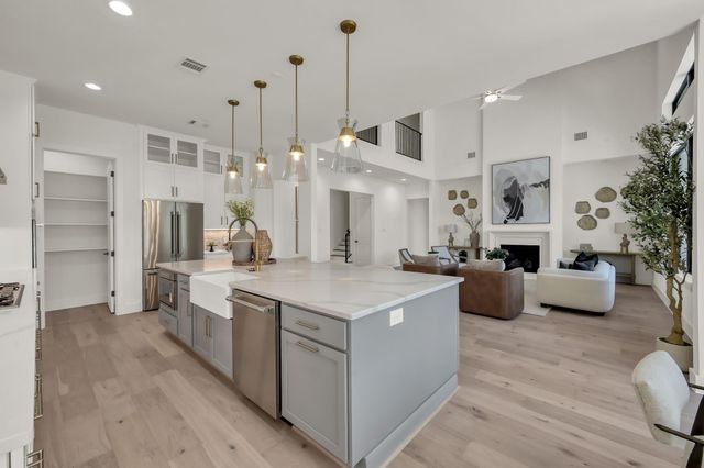 9537 Kerrwood Lane, Houston, TX 77080