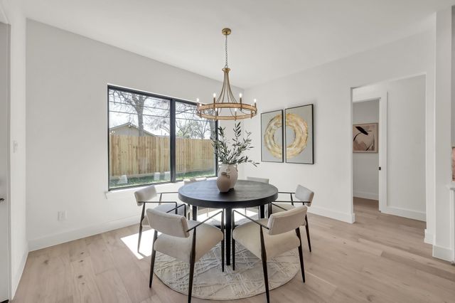 9537 Kerrwood Lane, Houston, TX 77080