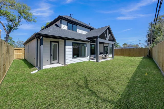 9537 Kerrwood Lane, Houston, TX 77080