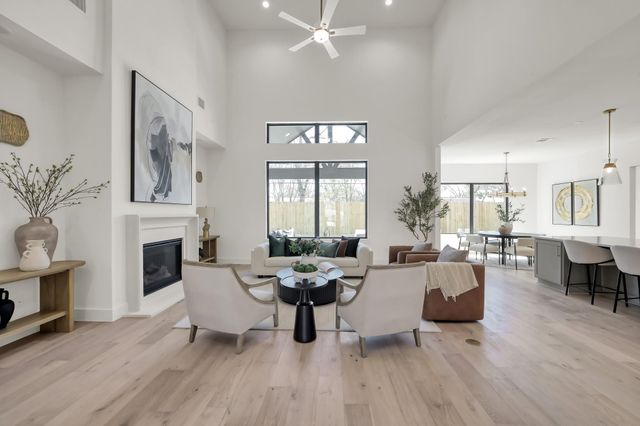 9537 Kerrwood Lane, Houston, TX 77080