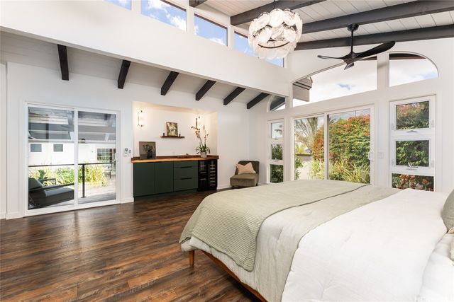 1931 Alaweo Street, Honolulu, HI 96821