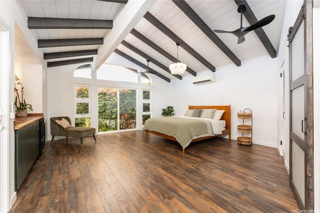 1931 Alaweo Street, Honolulu, HI 96821