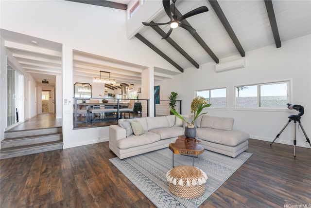 1931 Alaweo Street, Honolulu, HI 96821