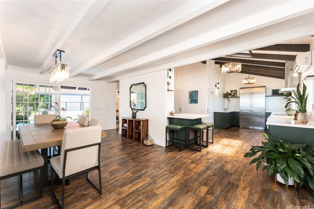 1931 Alaweo Street, Honolulu, HI 96821