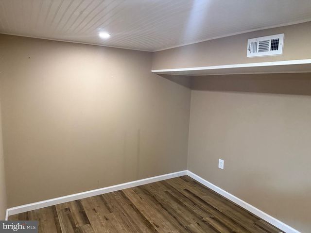 2404 42ND ST, Pennsauken, NJ 08110