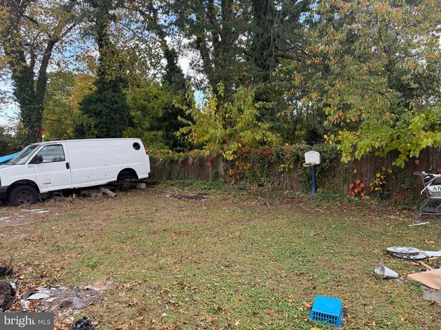 2404 42ND ST, Pennsauken, NJ 08110