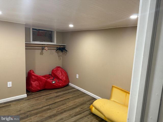 2404 42ND ST, Pennsauken, NJ 08110