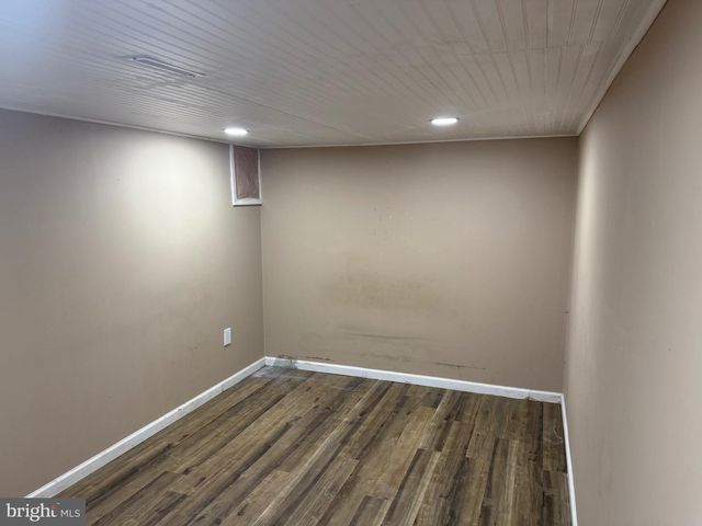 2404 42ND ST, Pennsauken, NJ 08110