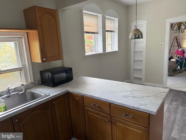 2404 42ND ST, Pennsauken, NJ 08110